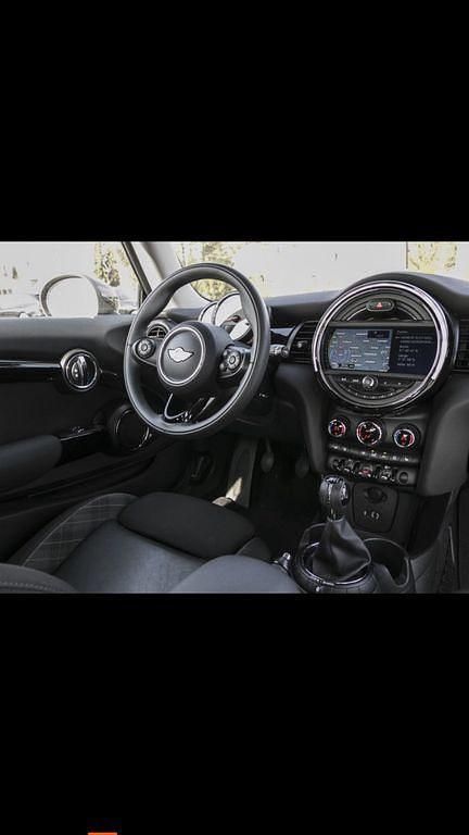 Second-hand Mini Cooper 136 CP (100 kW) 2015 Negru Hatchback