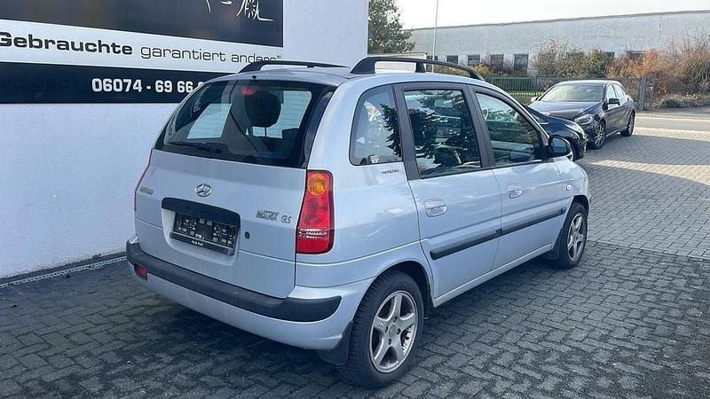 Gebraucht Hyundai Matrix GLS 103 PS (75 kW) 2003 Silber Van / Kleinbus