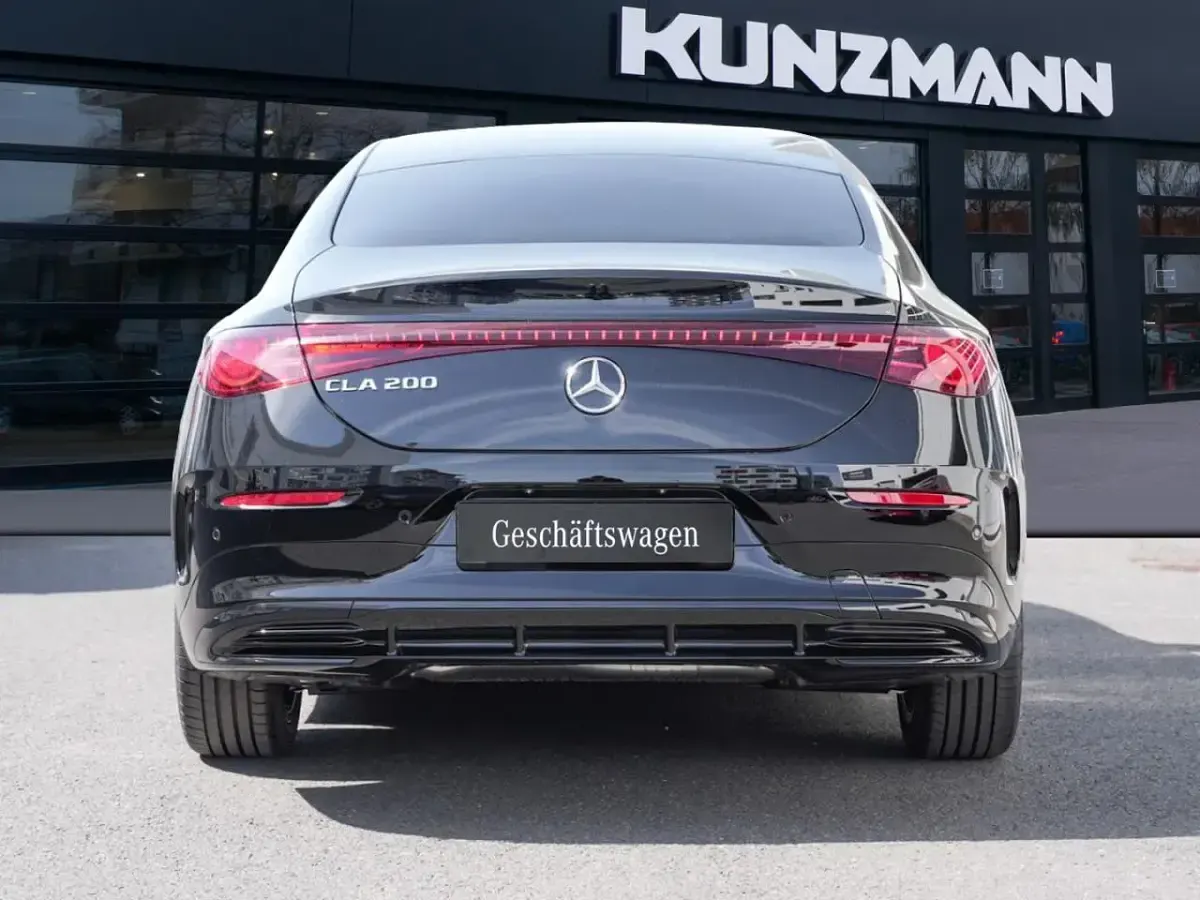 Second-hand Mercedes CLA200 AMG 163 CP (119 kW) 2026 Negru Coupe
