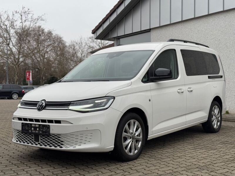 Weiß Gebraucht 2023 VW Caddy Maxi R Van / Kleinbus | 31.999 € (Etwas zu teuer) - Bild 1/4