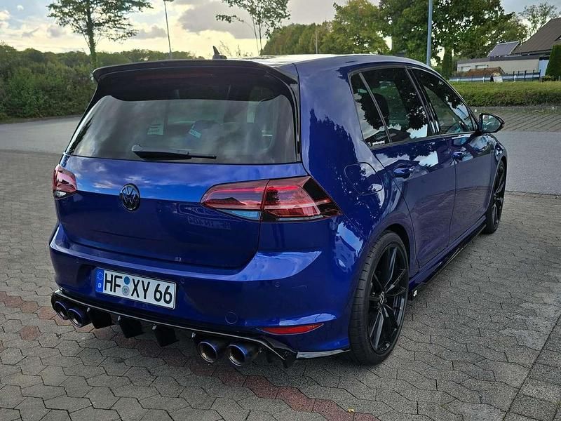 Blau Gebraucht 2014 VW Golf VII R Limousine | 19.800 € (Teuer) - Bild 1/4