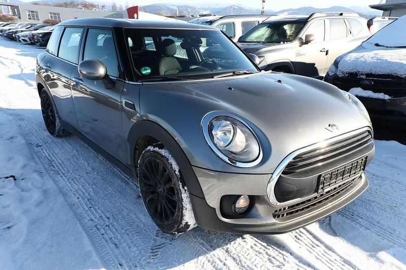 Gebraucht Mini One Clubman 102 PS (75 kW) 2017 Melting silver metallic Kombi