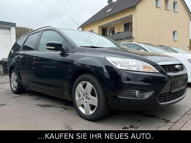 Second-hand Ford Focus Style 101 CP (74 kW) 2008 Negru Berlinǎ