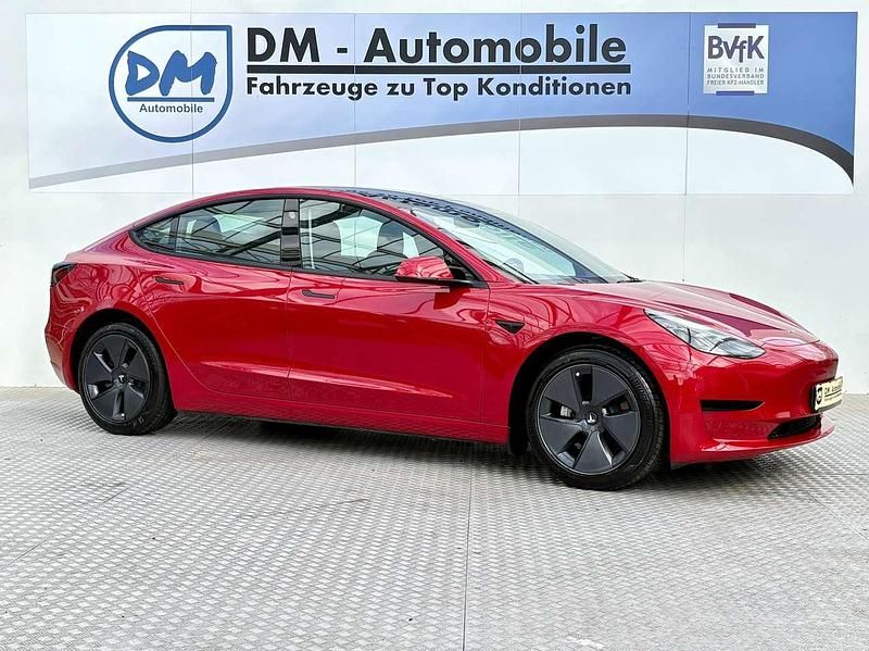 Usado Tesla Model 3 Standard Range Plus 239 kW (325 CV) 2021 Rojo Berlina