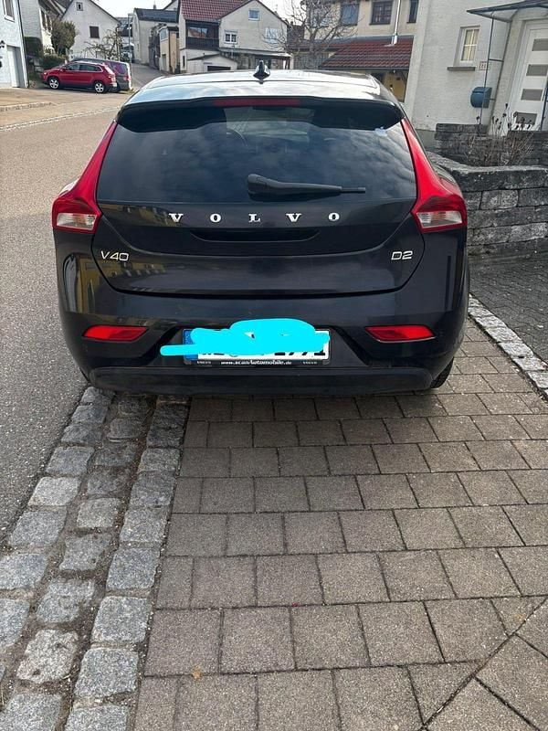 Gebraucht Volvo V40 114 PS (83 kW) 2015 Schwarz Limousine