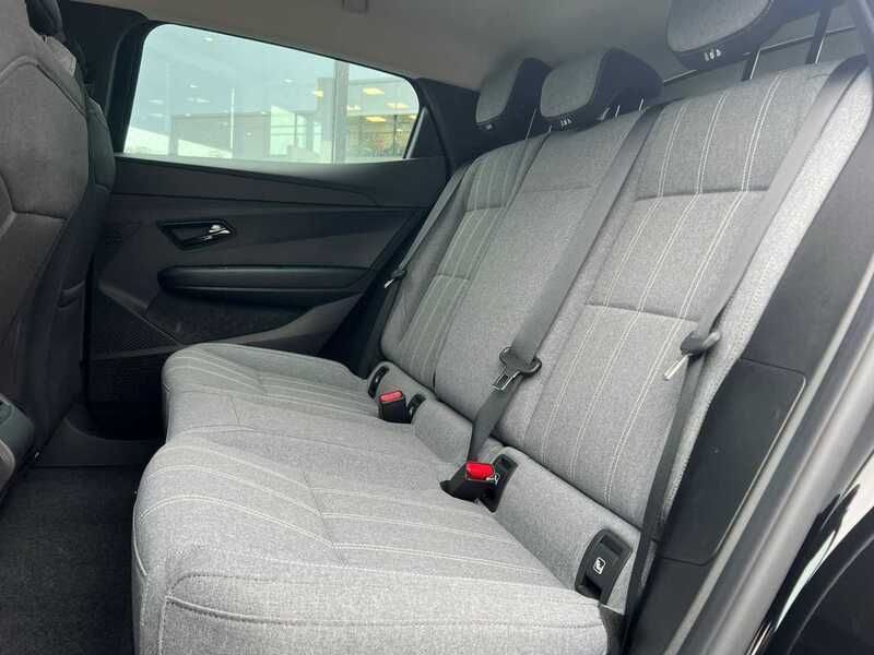 Gebraucht Renault Megane E-Tech 96 kW (131 PS) 2024 Andere farbe Kleinwagen