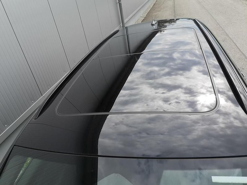 Neu VW Passat R-line 220 PS (161 kW) 2025 Grenadilschwarz metallic Kombi