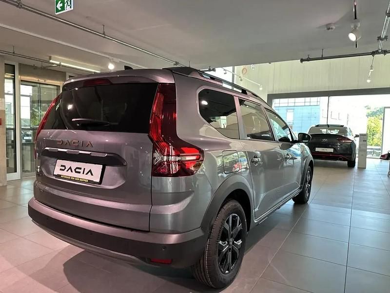 Gebraucht Dacia Jogger Extreme 69 PS (50 kW) 2024 Grau Van / Kleinbus