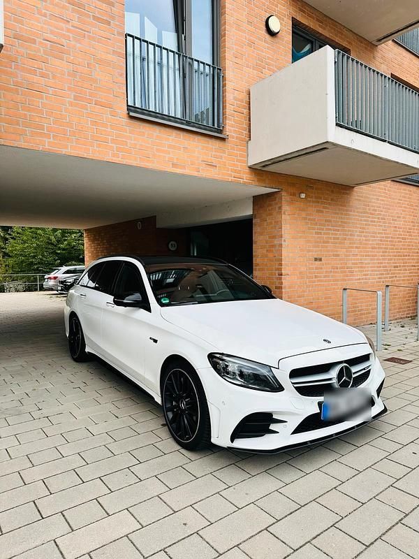 Weiß Gebraucht 2018 Mercedes C43 AMG AMG Kombi | 36.900 € (Teuer) - Bild 1/1