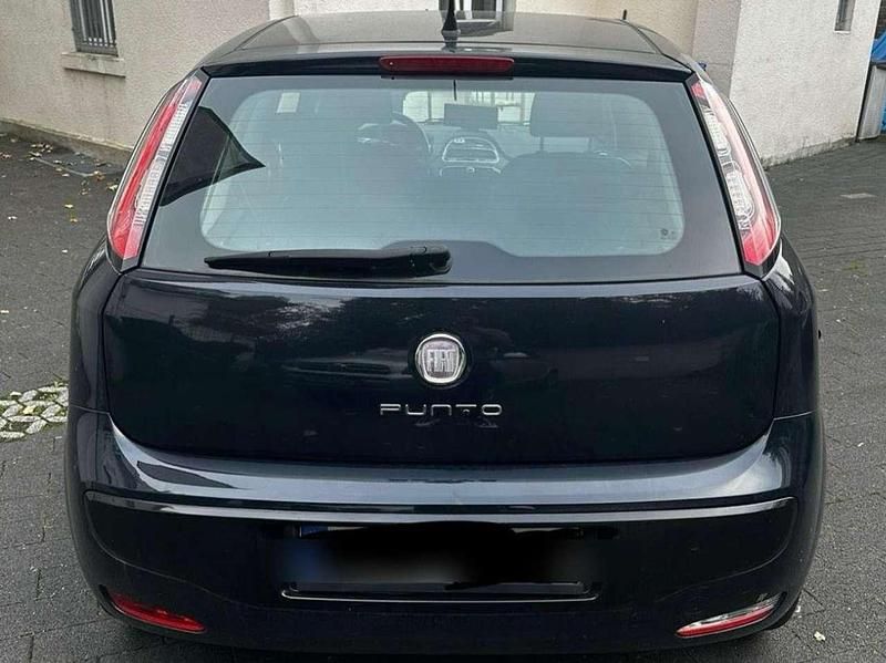 Gebraucht Fiat Punto Evo Dynamic 105 PS (77 kW) 2011 Blau Kleinwagen