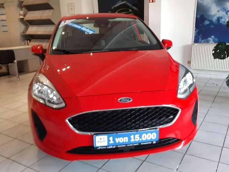 Gebraucht Ford Fiesta 101 PS (74 kW) 2018 Rot Kleinwagen