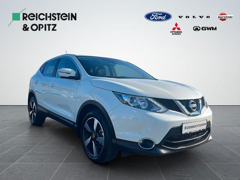 Gebraucht Nissan Qashqai N-Connecta 131 PS (96 kW) 2017 Weiß SUV