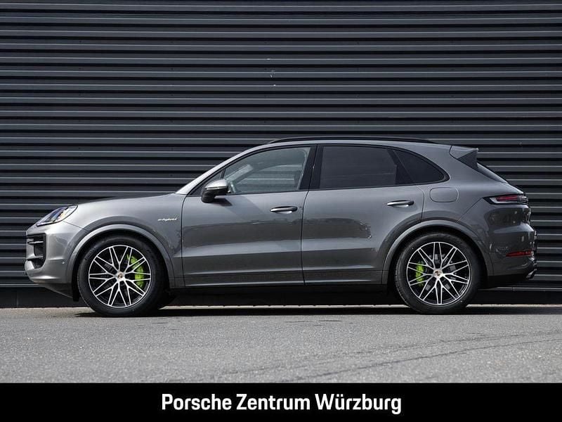 Gebraucht Porsche Cayenne 470 PS (345 kW) 2025 Grau SUV