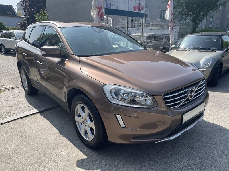 Braun Gebraucht 2012 Volvo XC60 SUV | 13.900 € - Bild 1/4