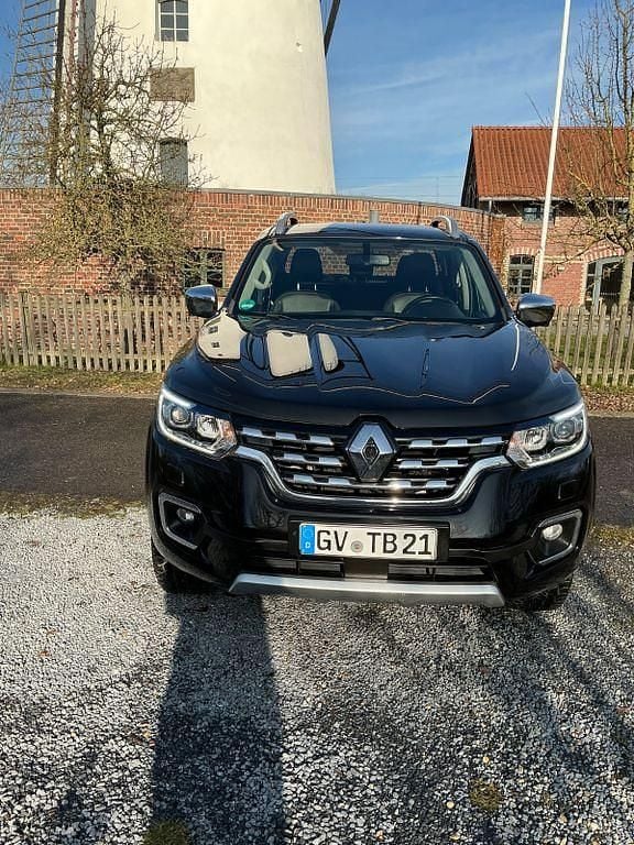 Gebraucht Renault Alaskan 140 PS (102 kW) 2018 Schwarz Abholung