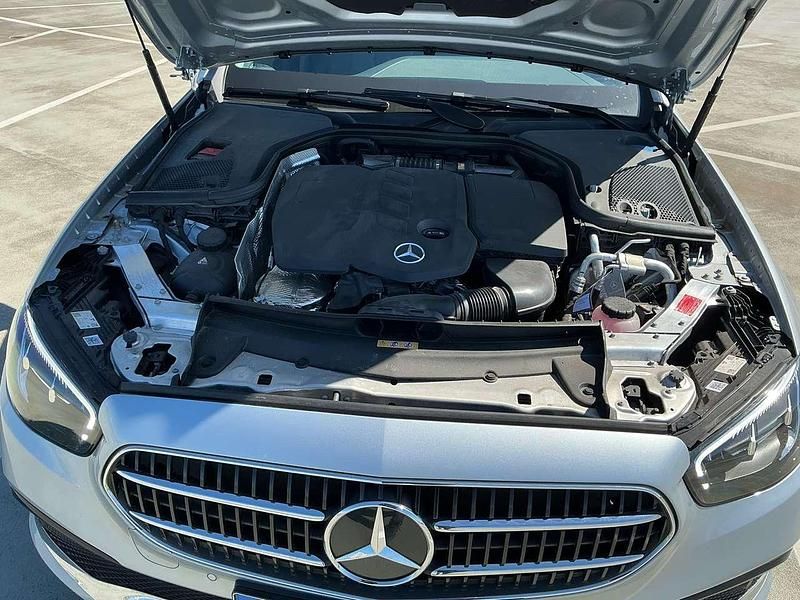 Second-hand Mercedes E220 200 CP (147 kW) 2022 Gri Break