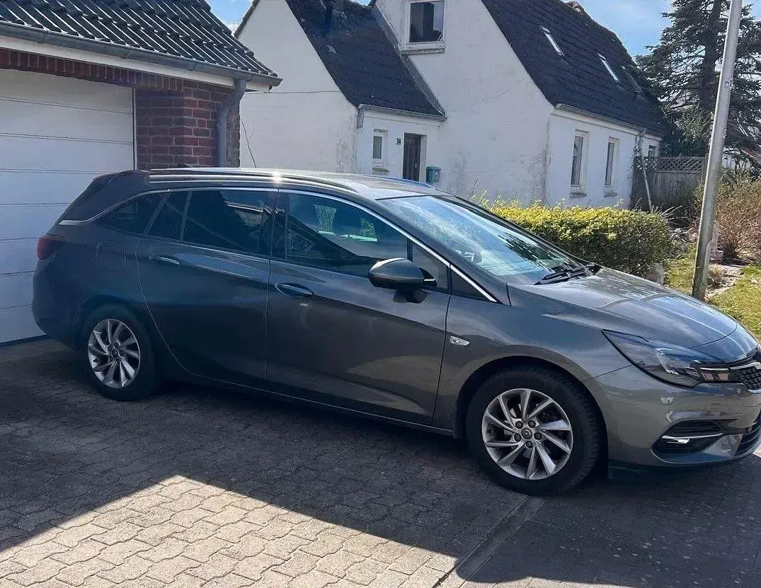 Gebraucht Opel Astra Elegance 131 PS (96 kW) 2020 Grau Kombi