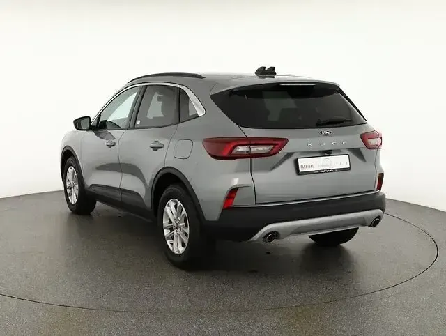 Nowe Ford Kuga Titanium 186 KM (136 kW) 2025 Srebrny SUV