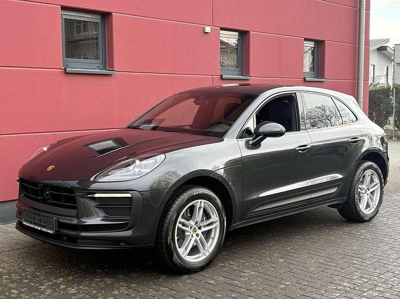 Gebraucht Porsche Macan 265 PS (194 kW) 2021 Vulkangrau** SUV