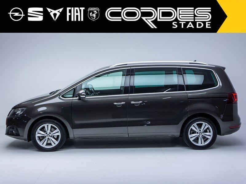 Gebraucht Seat Alhambra Reference 150 PS (110 kW) 2020 Eiche braun schwarz metallic Van / Kleinbus