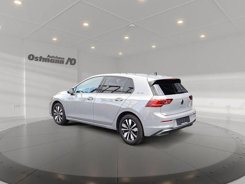 Gebraucht VW Golf VIII Goal 116 PS (85 kW) 2025 Mondsteingrau Limousine