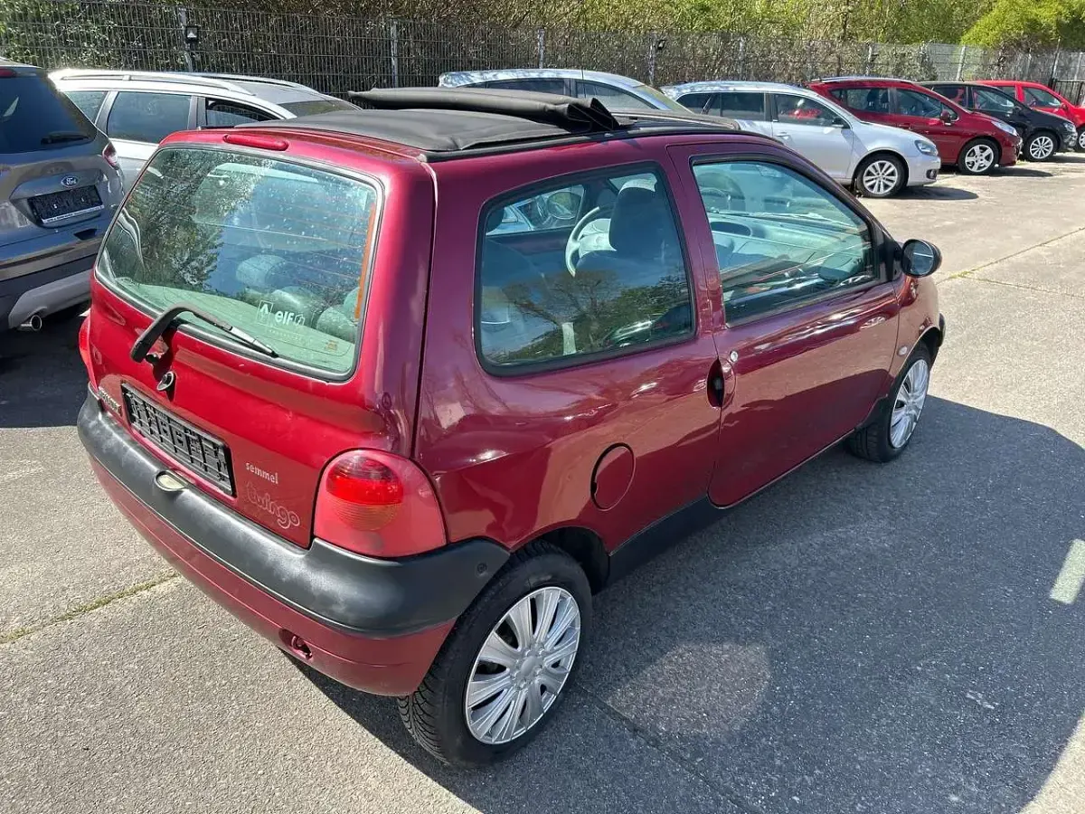 Używany Renault Twingo 58 KM (42 kW) 2003 Czerwony Hatchback