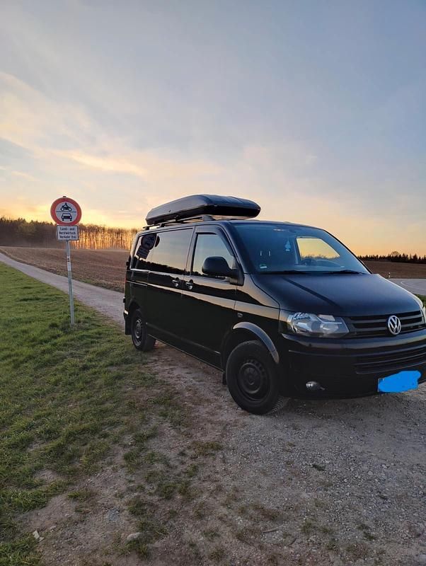 Gebraucht VW Transporter 102 PS (75 kW) 2011 Schwarz Van