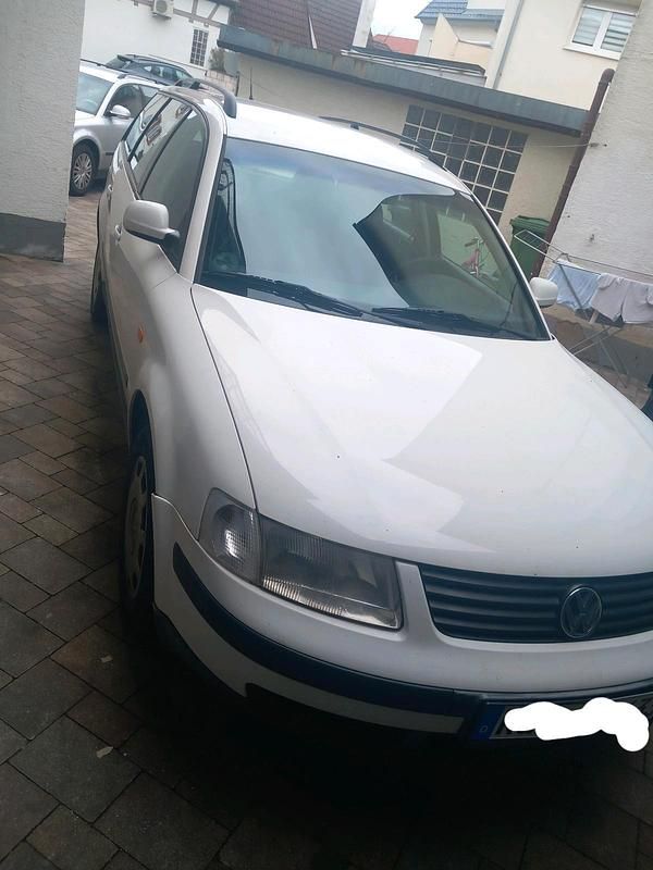 Gebraucht VW Passat 101 PS (74 kW) 1998 Weiß Kombi