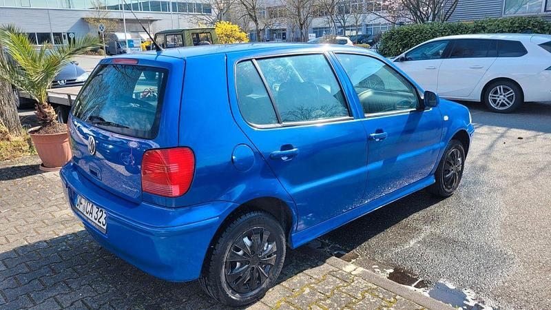 Gebraucht VW Polo Edition 60 PS (44 kW) 2001 Blau Limousine