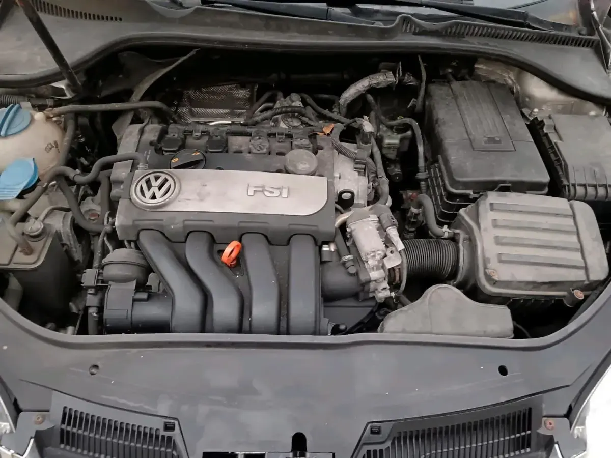 Gebraucht VW Jetta 149 PS (109 kW) 2006 Grau Limousine