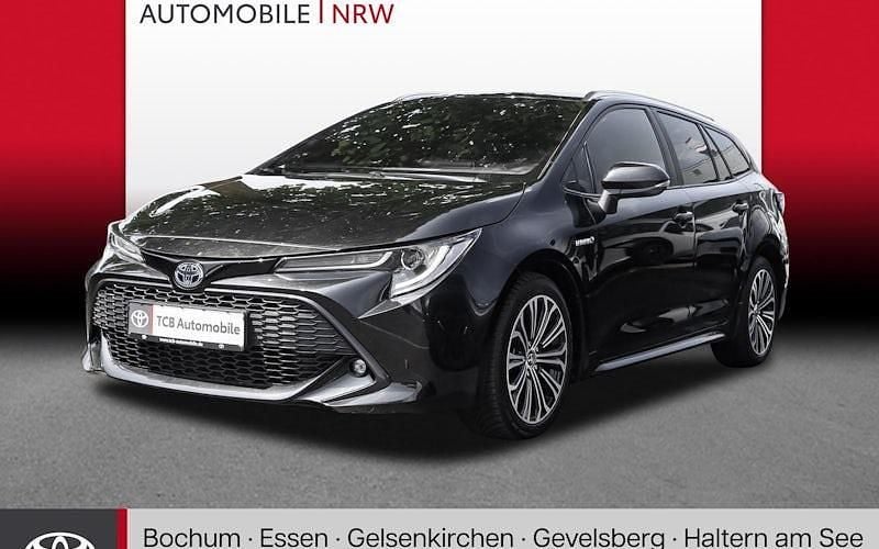 Schwarz Gebraucht 2020 Toyota Corolla Club Kombi | 19.489 € (Fairer Preis) - Bild 1/4