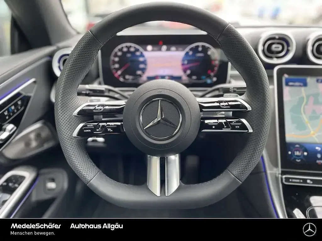 Gebraucht Mercedes CLE220 AMG 197 PS (144 kW) 2026 Obsidianschwarz Cabrio