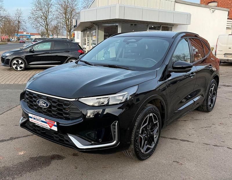 Gebraucht Ford Kuga ST-Line X 152 PS (111 kW) 2024 Schwarz SUV