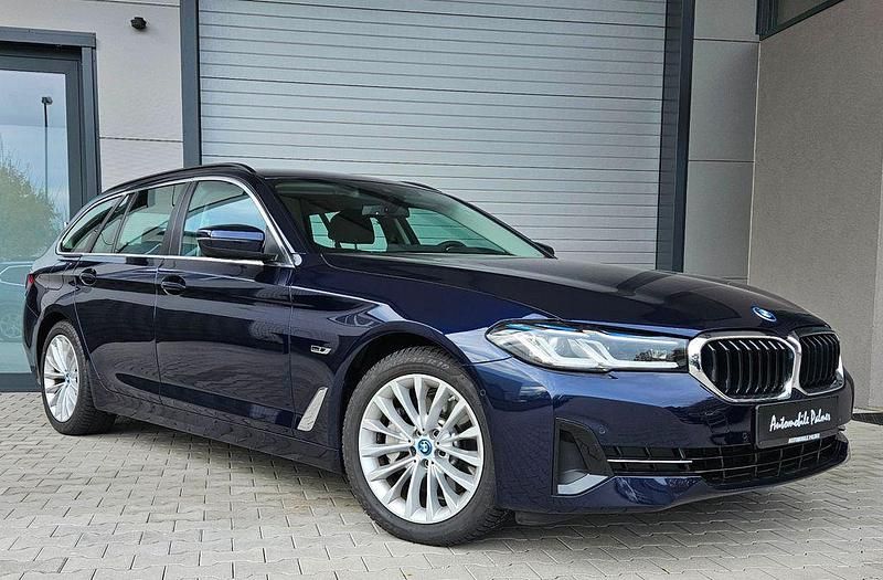 Gebraucht BMW 530e 292 PS (214 kW) 2022 Blau Kombi