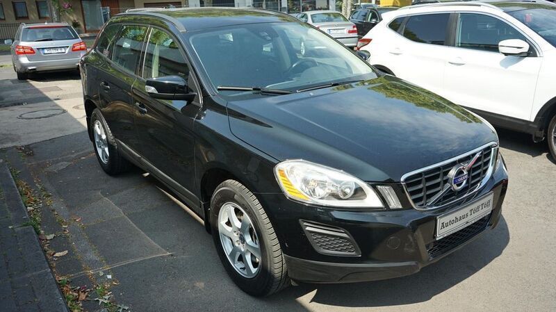 Schwarz Gebraucht 2011 Volvo XC60 Kinetic SUV | 9.950 € (Guter Preis) - Bild 1/4