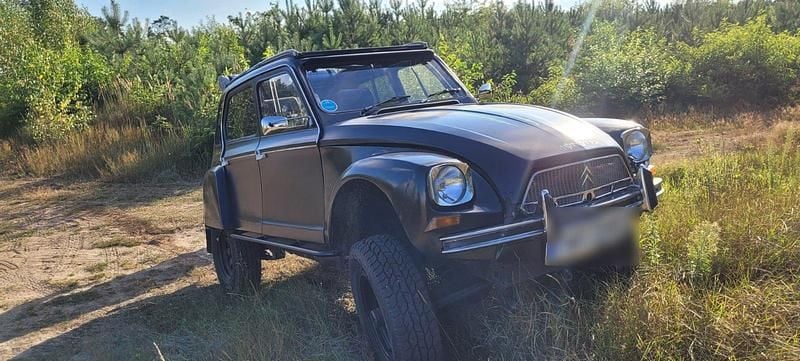 Gebraucht Citroën Dyane 53 PS (38 kW) 1984 Schwarz Cabrio