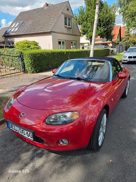 Rot Gebraucht 2005 Mazda MX5 Cabrio | 10.450 € (Fairer Preis) - Bild 1/4