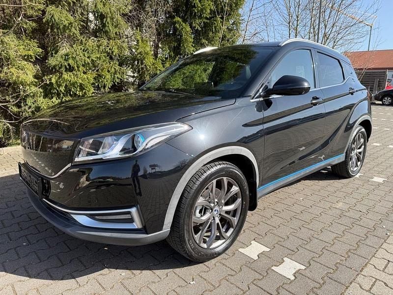 Neu Seres 3 119 kW (163 PS) 2026 Schwarz SUV