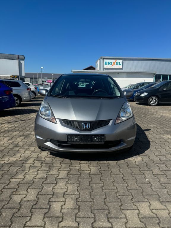 Silber Gebraucht 2010 Honda Jazz Trend Kleinwagen | 3.490 € (Guter Preis) - Bild 1/4