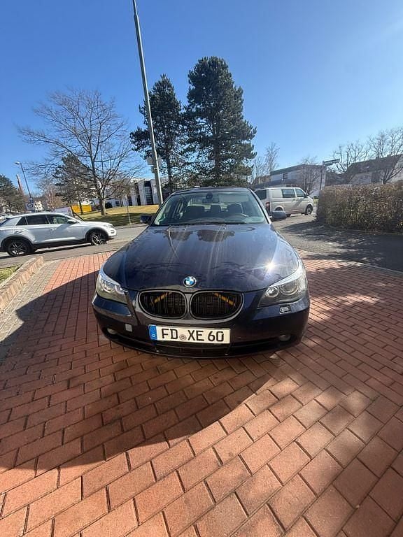 Gebraucht BMW 525 Basis 177 PS (130 kW) 2005 Blau Limousine