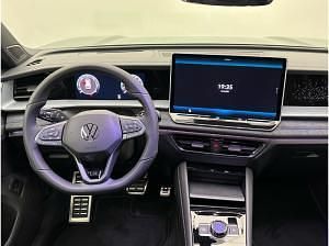 Neu VW Tayron R-line 193 PS (141 kW) 2026 Grün (cipressinogrün metallic) SUV