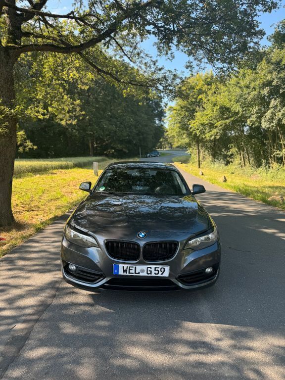 Gebraucht BMW 220 Sport Line 190 PS (139 kW) 2014 Grau Coupé