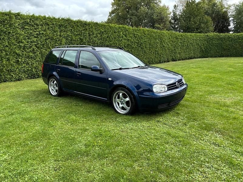 Blau Gebraucht 2003 VW Golf IV Kombi | 630 € (Superpreis) - Bild 1/4
