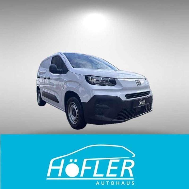 Neu Fiat Doblò 102 PS (75 kW) 2025 Weiß Van / Kleinbus