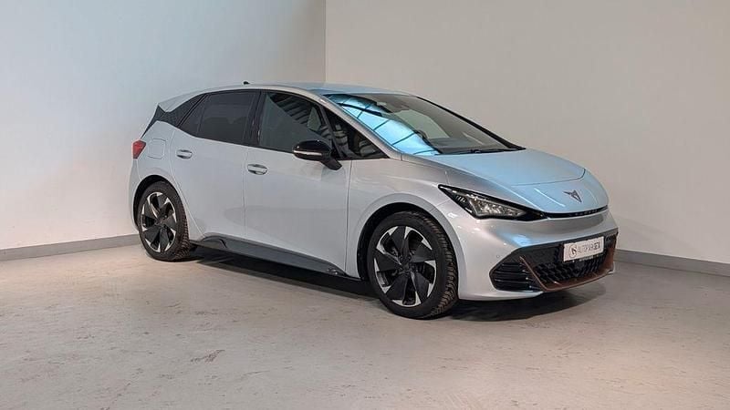 Używany Cupra Born 169 kW (231 KM) 2023 Srebrny Hatchback