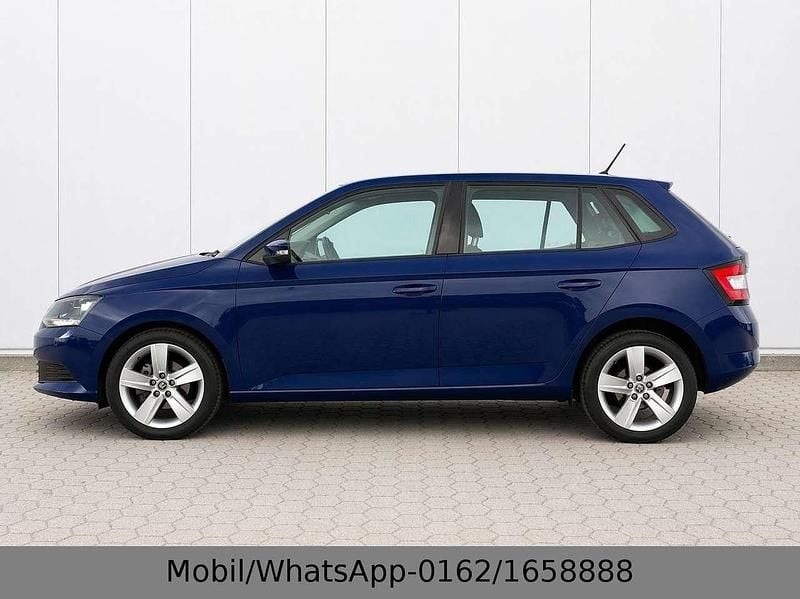 Gebraucht Skoda Fabia Ambition 90 PS (66 kW) 2017 Blau Kombi