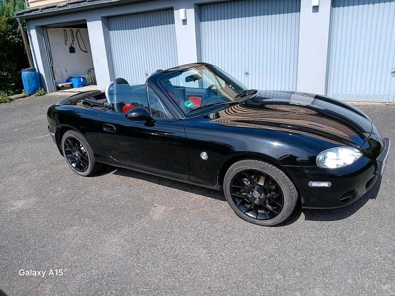 Schwarz Gebraucht 2004 Mazda MX5 Cabrio | 9.100 € (Fairer Preis) - Bild 1/4