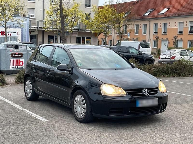 Gebraucht VW Golf V 75 PS (55 kW) 2004 Schwarz Kleinwagen