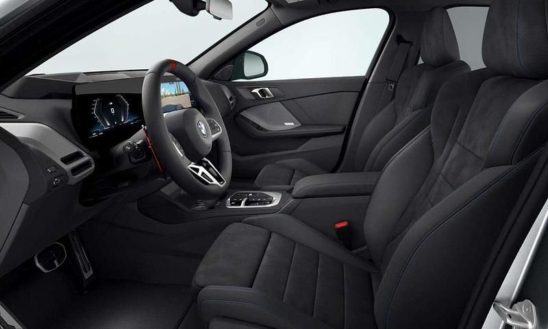 Gebraucht BMW 135 300 PS (220 kW) 2025 Skyscraper grey metallic Kleinwagen