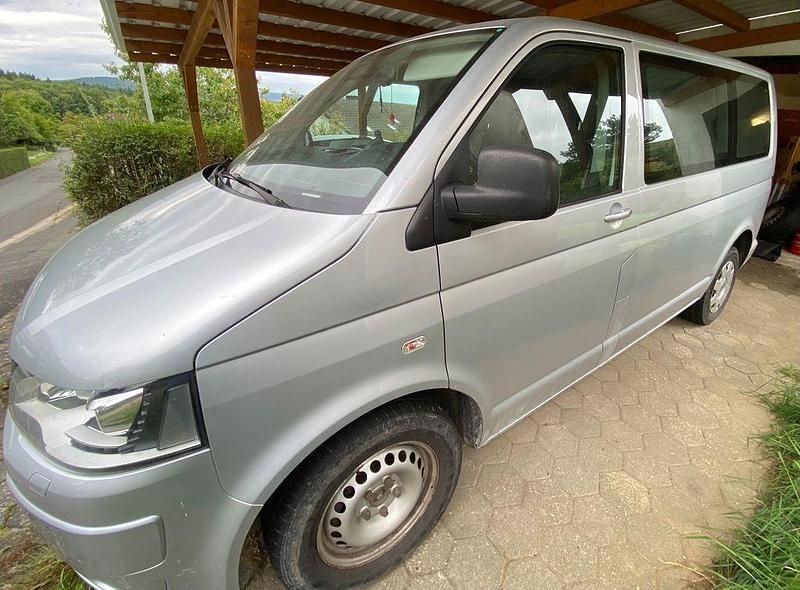 Silber Gebraucht 2014 VW T5 Van | 13.000 € - Bild 1/4